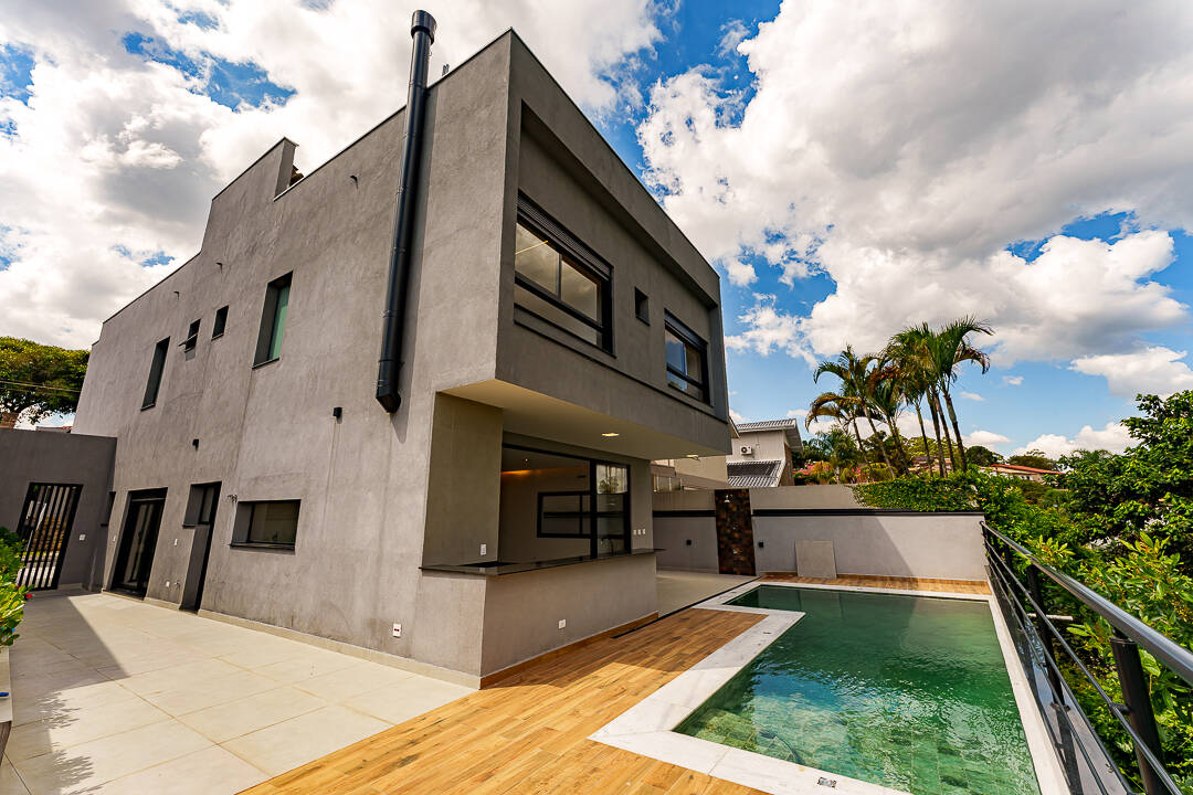 Casa de condomínio à venda com 5 quartos, 336m² - São Paulo Ii,