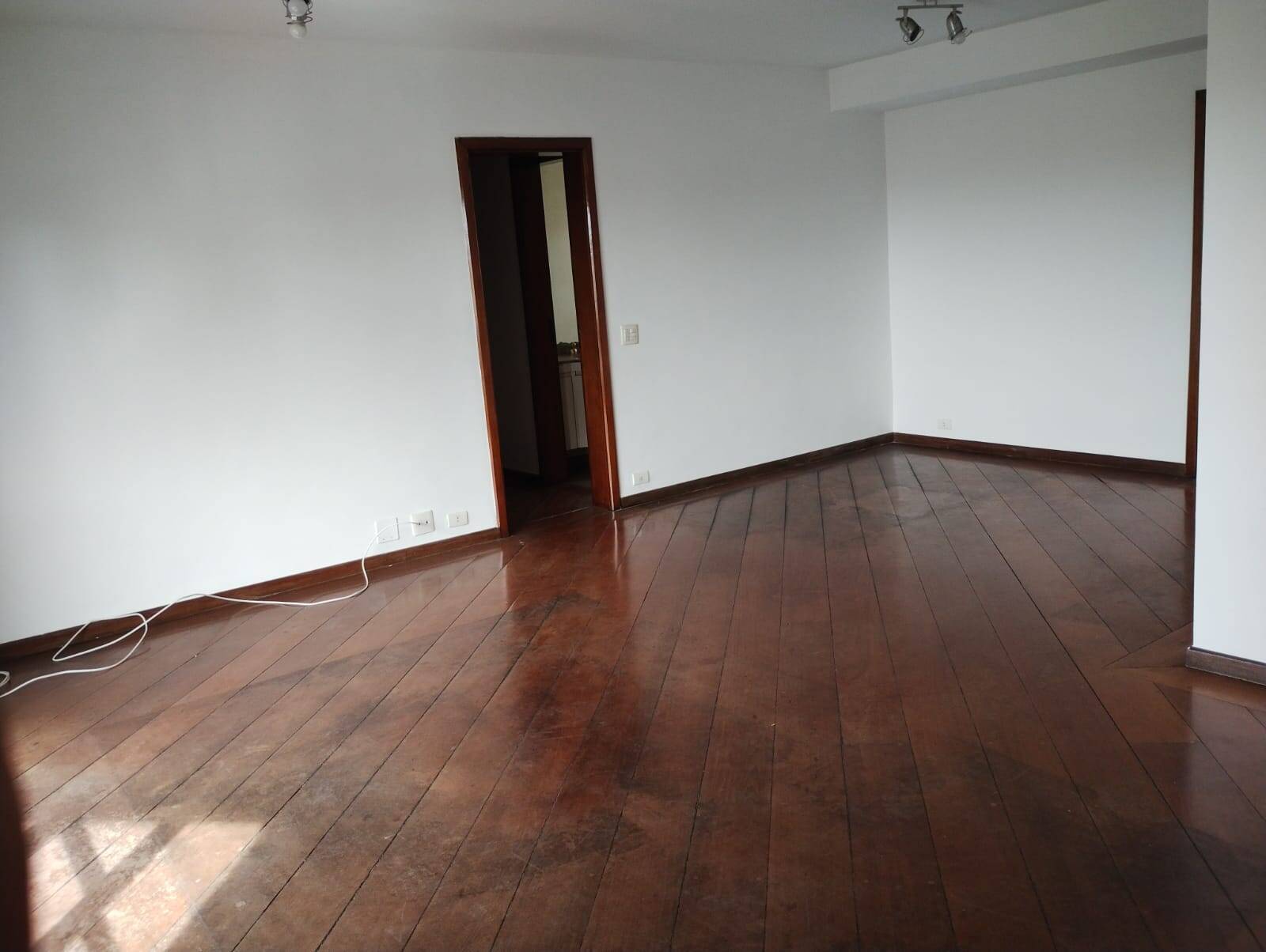  - Apartamento a venda 03 dormit, 01 suíte, 02 vagas, 110 m² - Vila Monumento