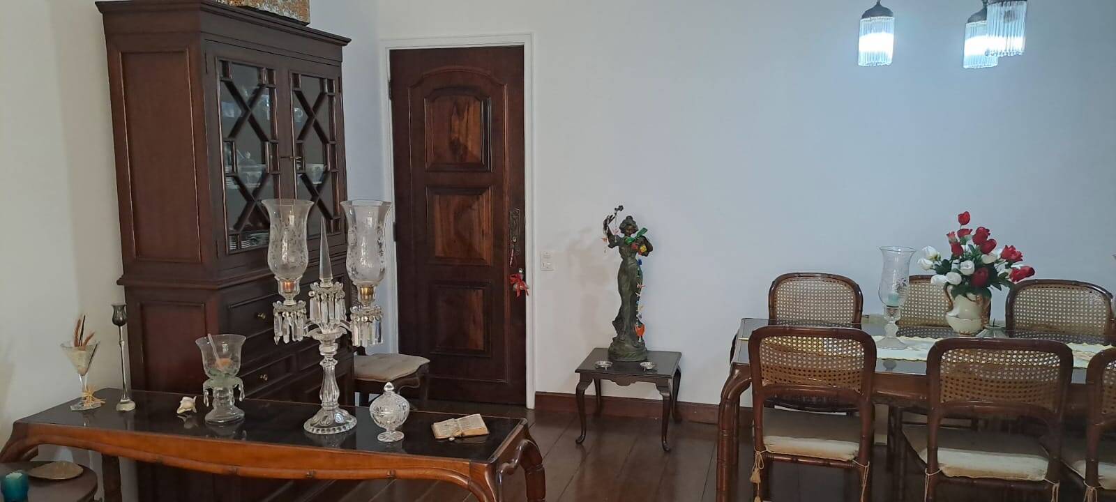  - APARTAMENTO ALUGA ,JD. PAULISTA, MOBILIADO ,3DORMS(2 SUITES) ,2 VAGAS,125m2