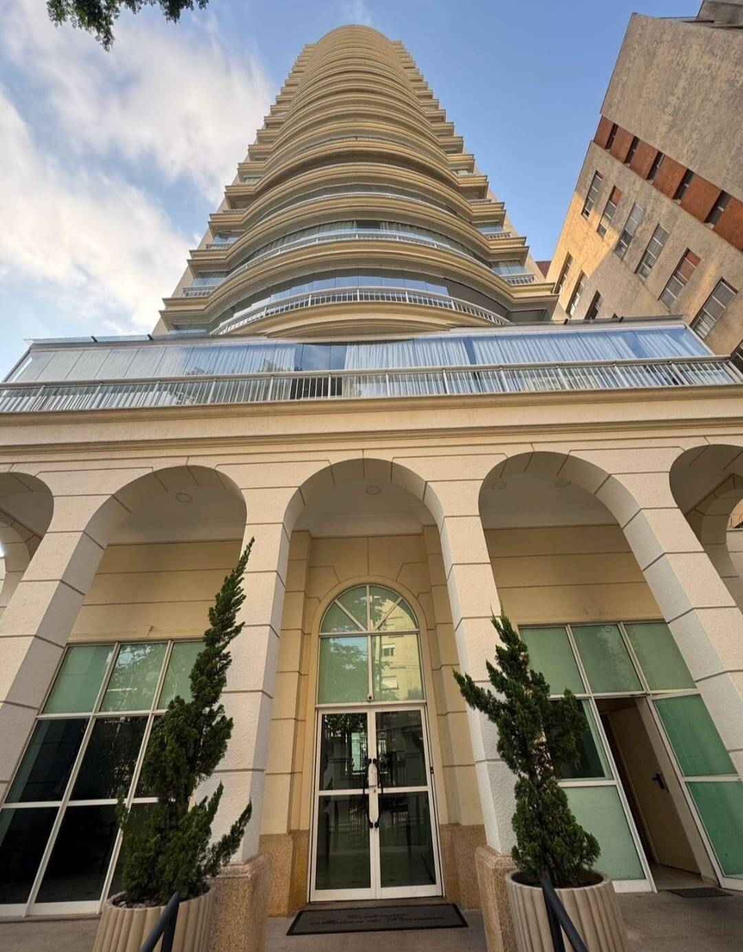  - Apartamento a venda,205m2 , Jd. Paulista ,4 dormitórios ,3 suítes , 4 vagas