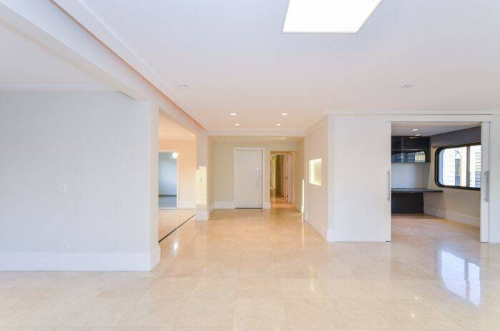 Apartamento à venda com 4 quartos, 320m² - Campo Belo,