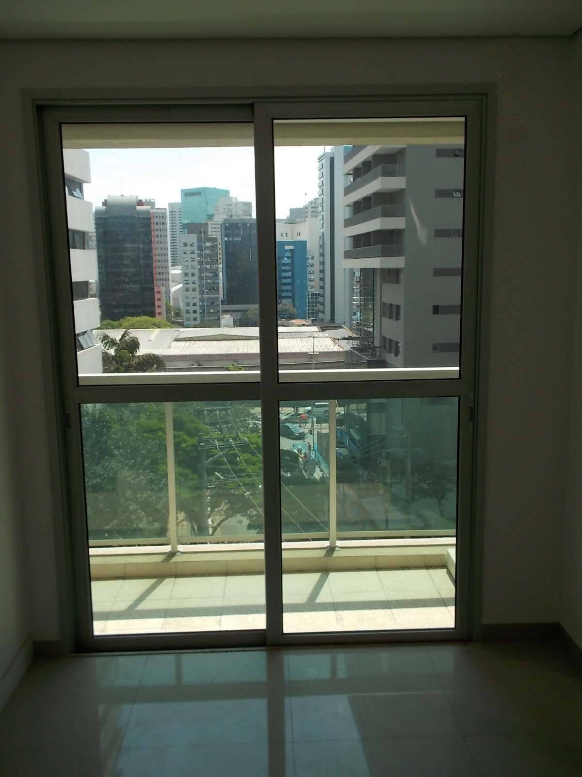  - SALA COML. ALUGA, ACLIMAÇÃO , 2 AMBIENTES , COPA, BANHEIRO, 1 VAGA ,50M2