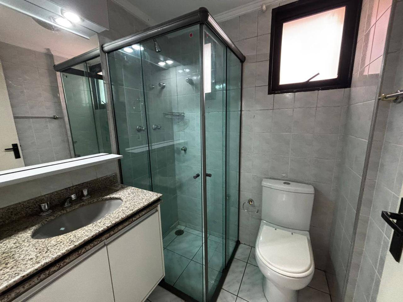Apartamento à venda com 3 quartos, 77m2m² - Vila Monumento,