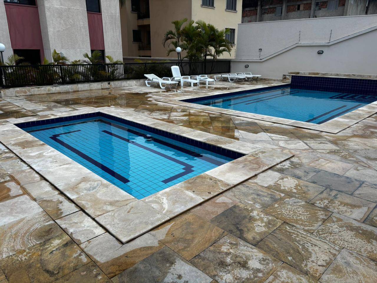 Apartamento à venda com 3 quartos, 77m2m² - Vila Monumento,