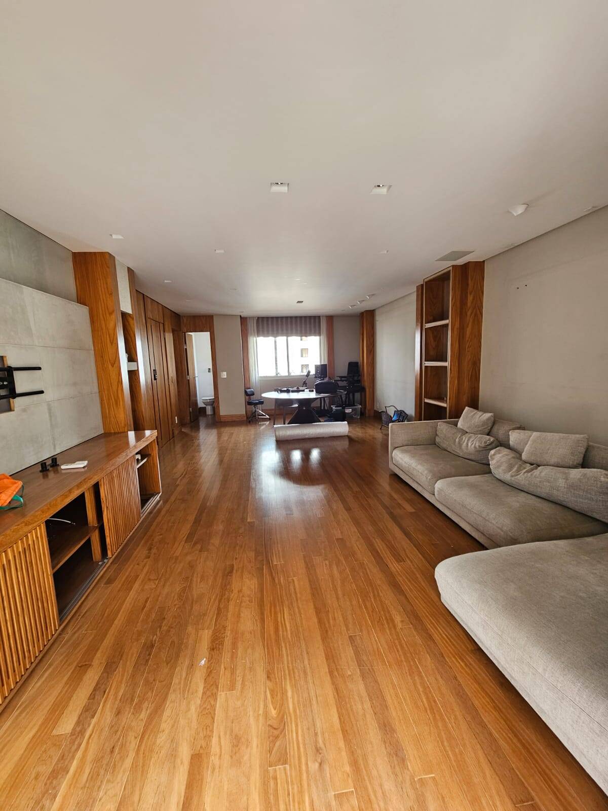  - Apartamento reformado a venda no Jardins 163m²