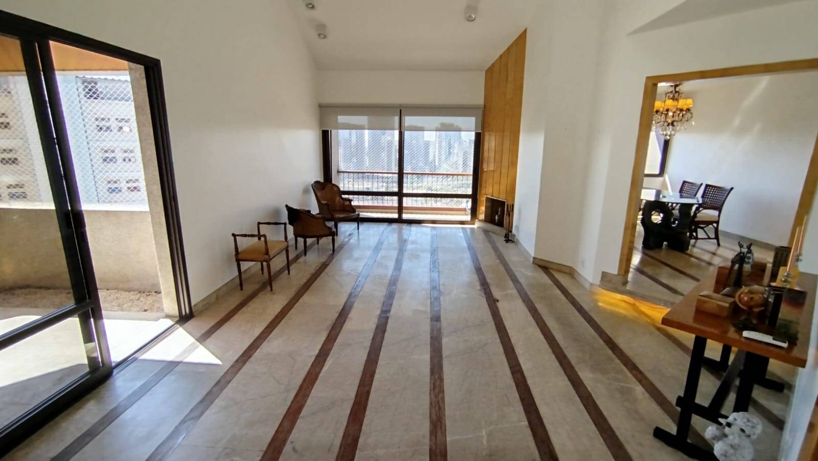 Apartamento para alugar com 3 quartos, 490m² - Real Parque,