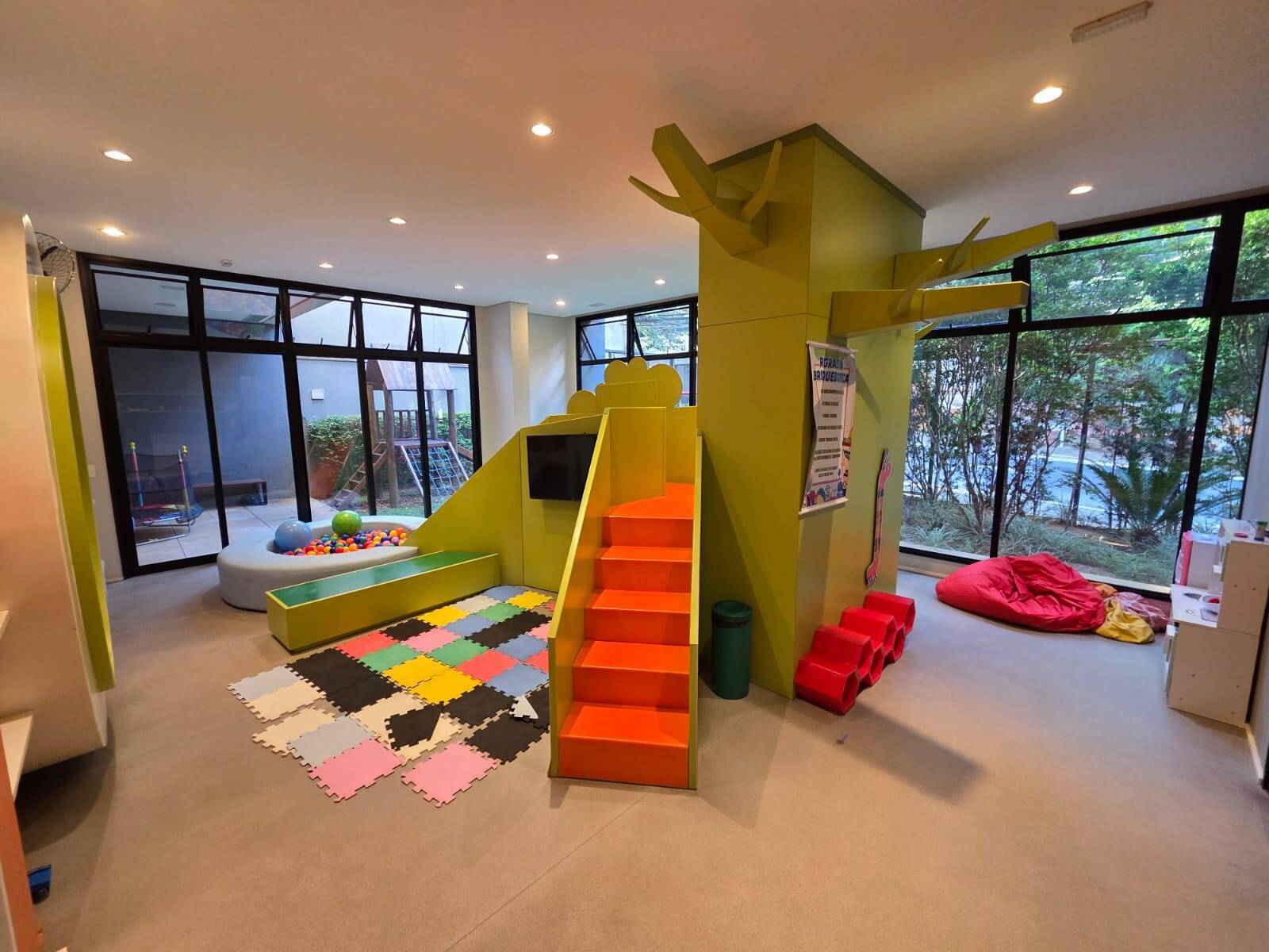 Apartamento à venda com 2 quartos, 69,00m² - Pinheiros,