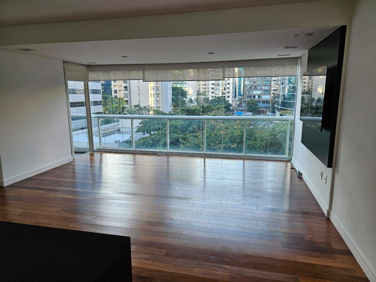 Apartamento para alugar com 1 quarto, 93m² - Itaim Bibi,