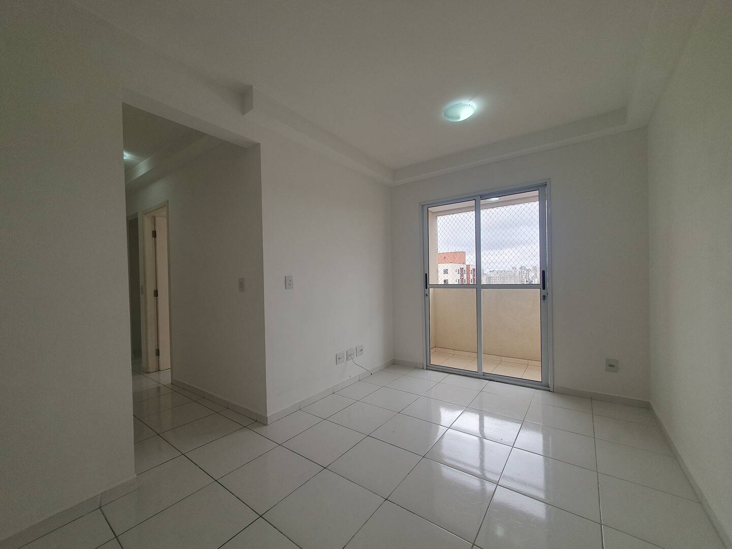 Apartamento para alugar com 2 quartos, 57m² - Vila Das Belezas,