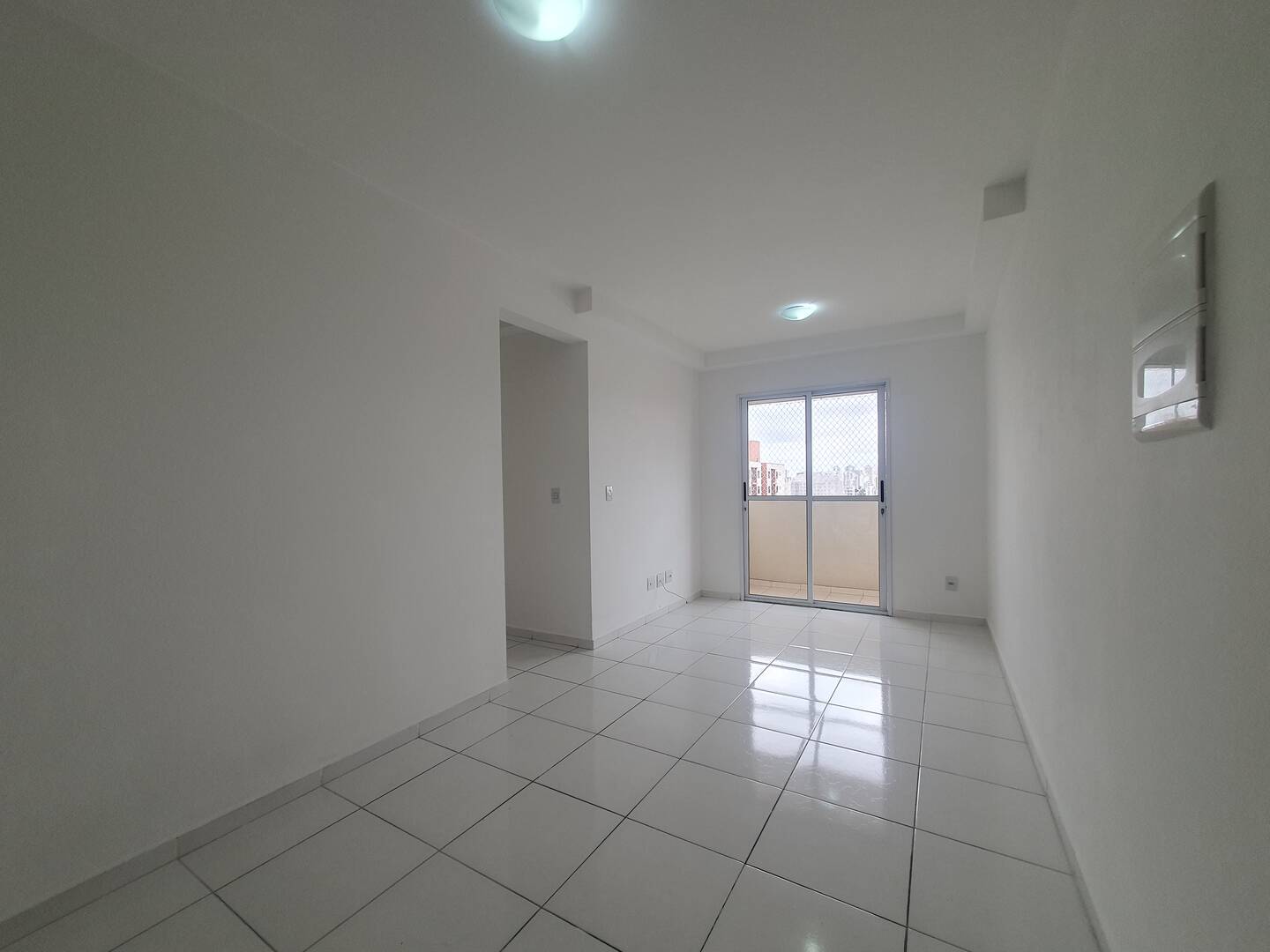  - Apartamento para locação na Vila das Belezas 57m²