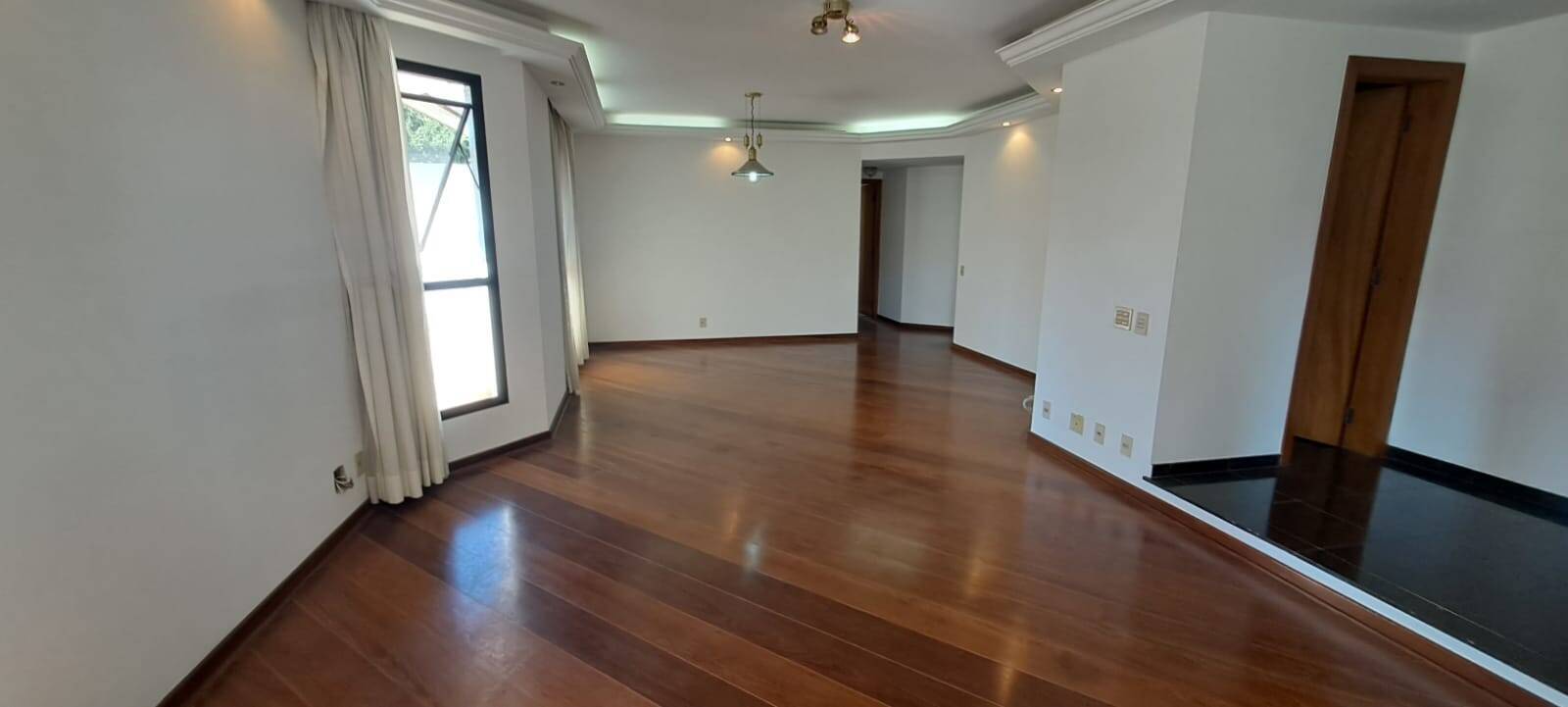 Apartamento à venda com 4 quartos, 157m² - Vila Mariana,
