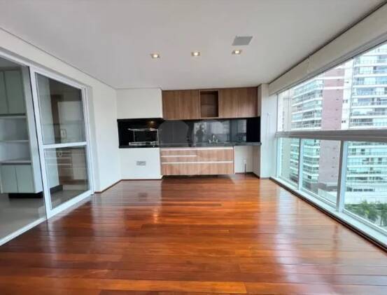 Apartamento para alugar com 4 quartos, 210,00m² - Vila Olímpia,