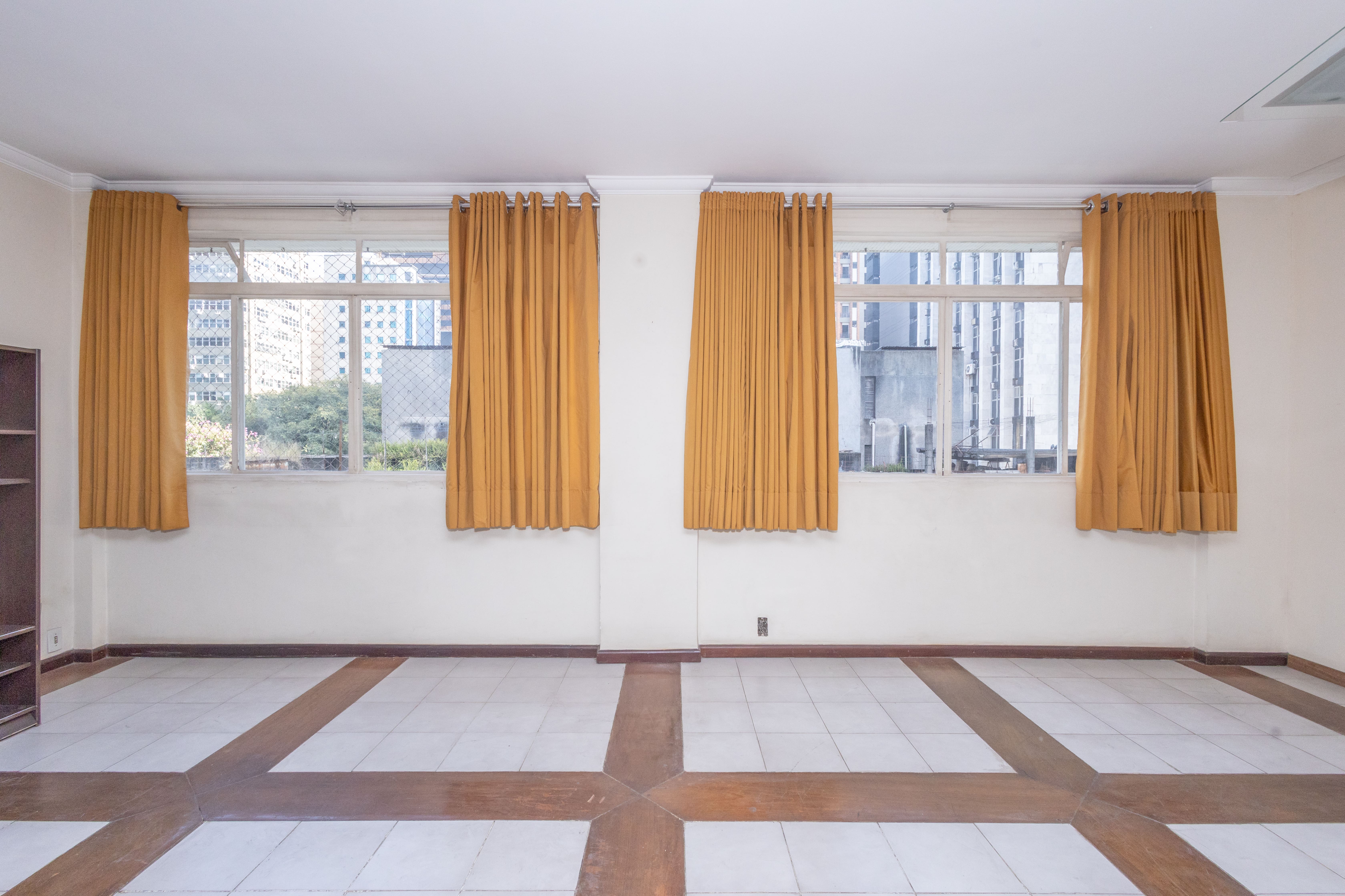 Apartamento à venda com 3 quartos, 148m² - Cerqueira César,