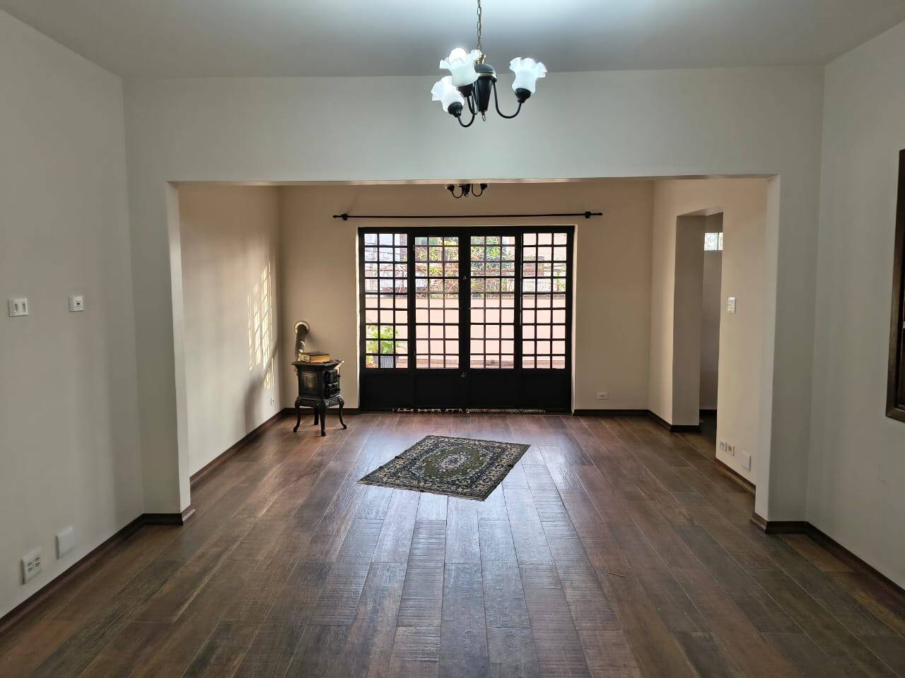  - CASA ALUGA ,VILA MARIANA , 4 DORMS (1 SUITE ) 2 VAGAS COBERT,TERRAÇO,180M2.