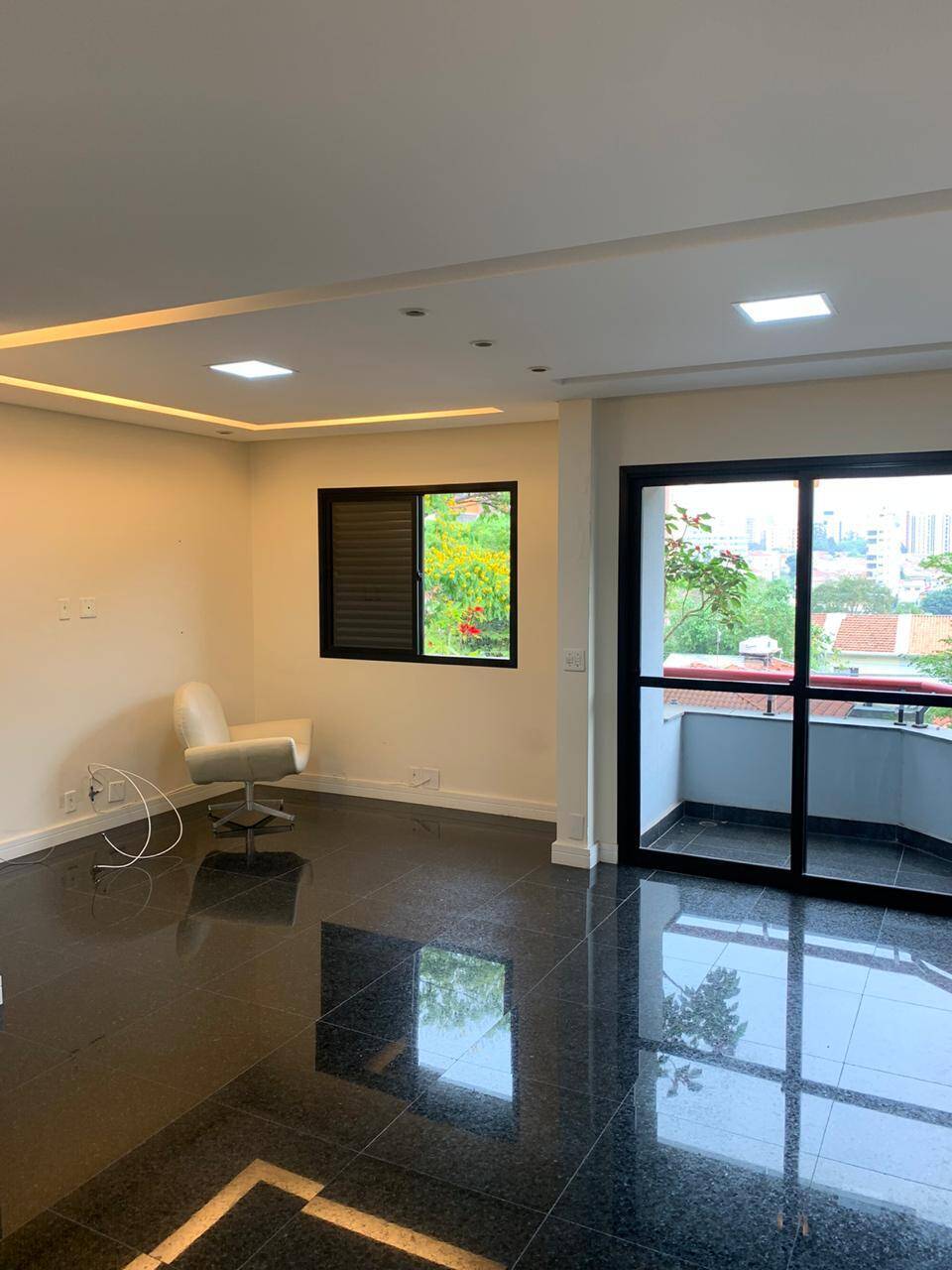 Apartamento à venda com 3 quartos, 81m² - Vila Clementino,