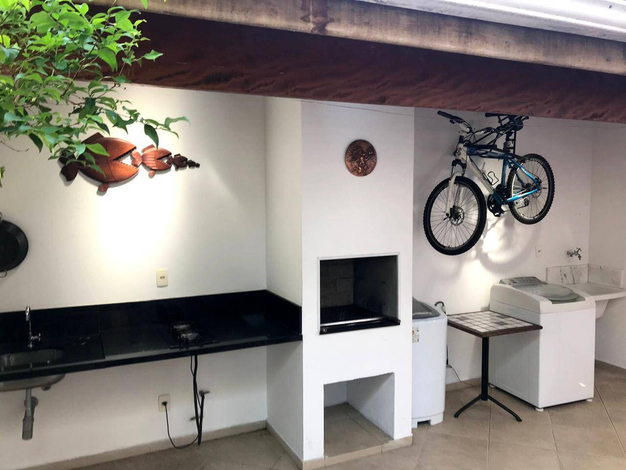  - Casa com 3 dormitórios à venda no Jardim Aeroporto