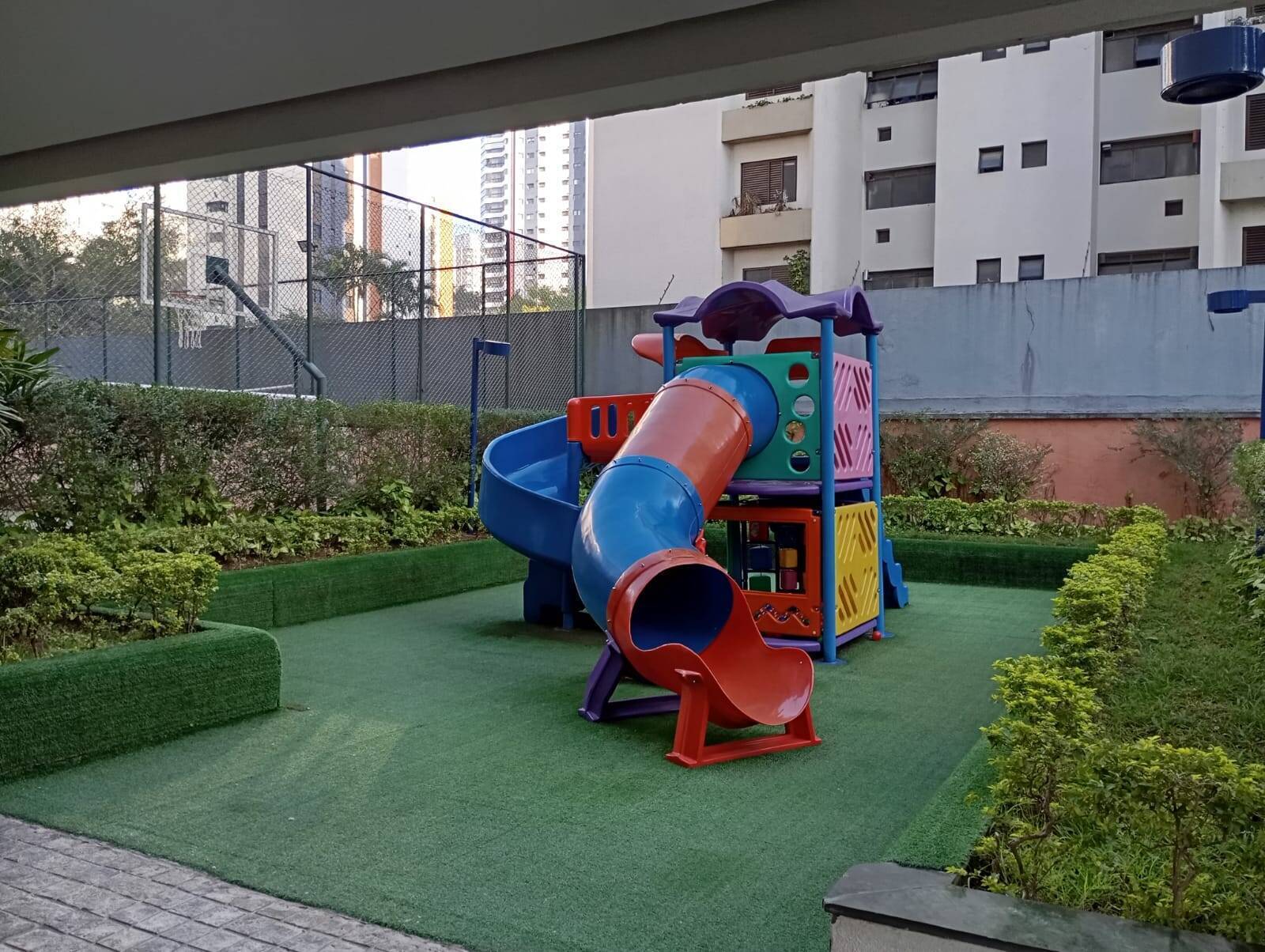  - Aluguel de Apartamento de 3/1 dormitórios no klabin