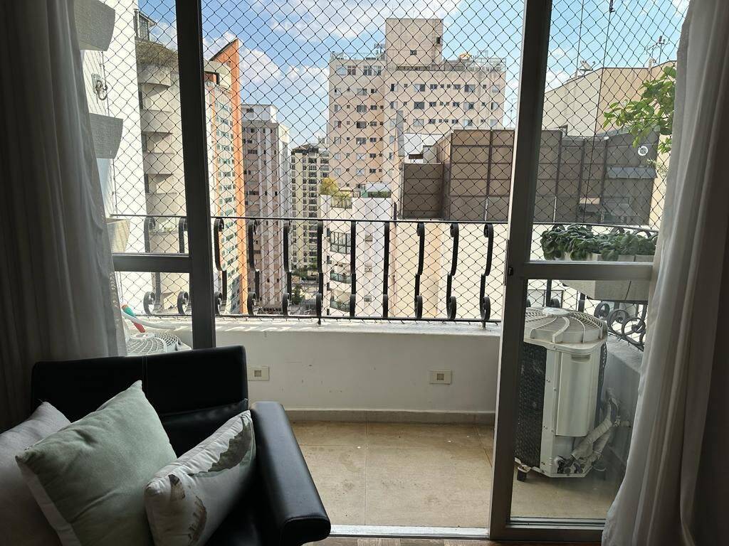 Apartamento para alugar com 2 quartos, 87m² - Moema,