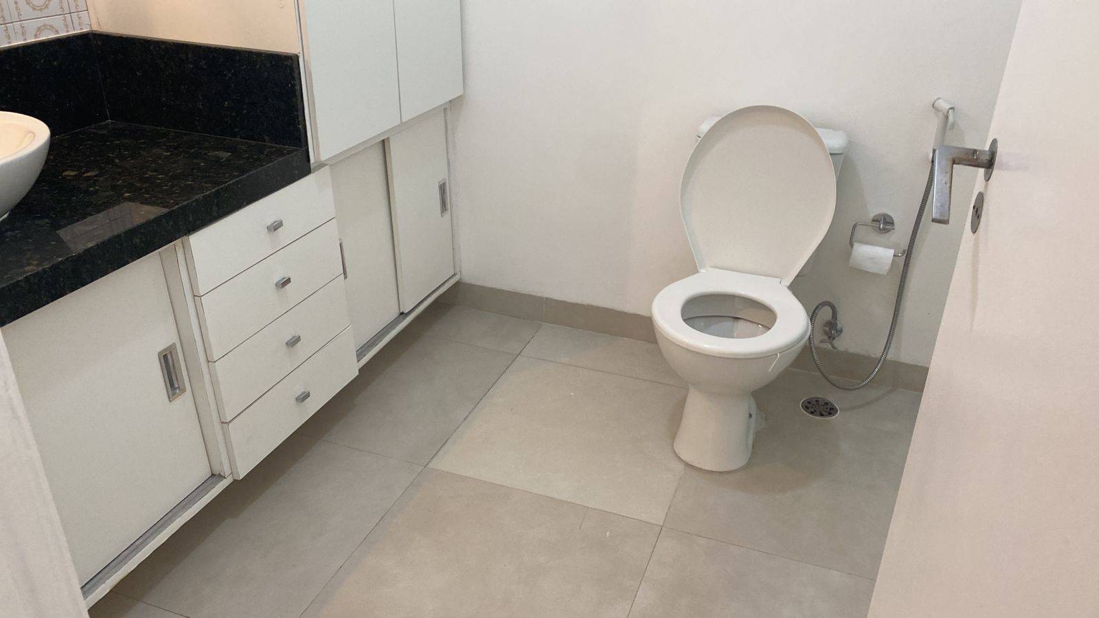 - Vendo apartamento na Sta. Cecília , 37m2 ,1 dormitório , área de serviço
