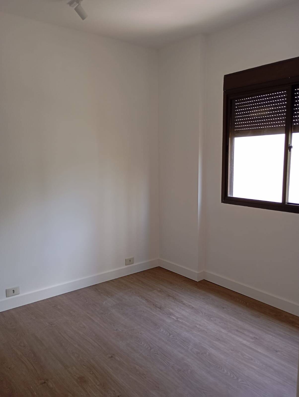 Apartamento à venda com 4 quartos, 210m² - Vila Andrade,