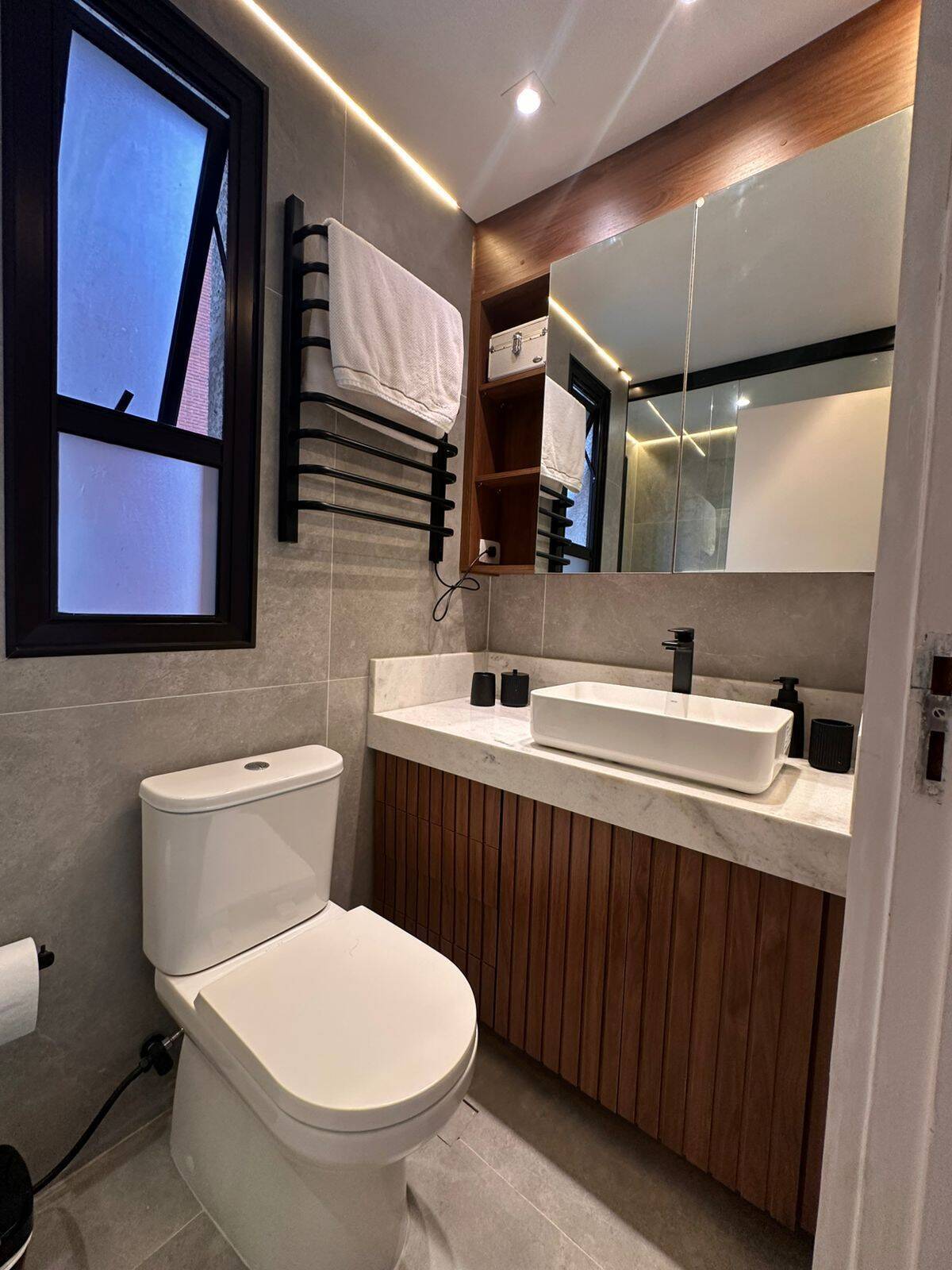  - LOFT ,VENDE ,JARDIM PAULISTA, 1DORM (SUITE) ,LAVABO, MOBILIADO,1VAGA , 45M2