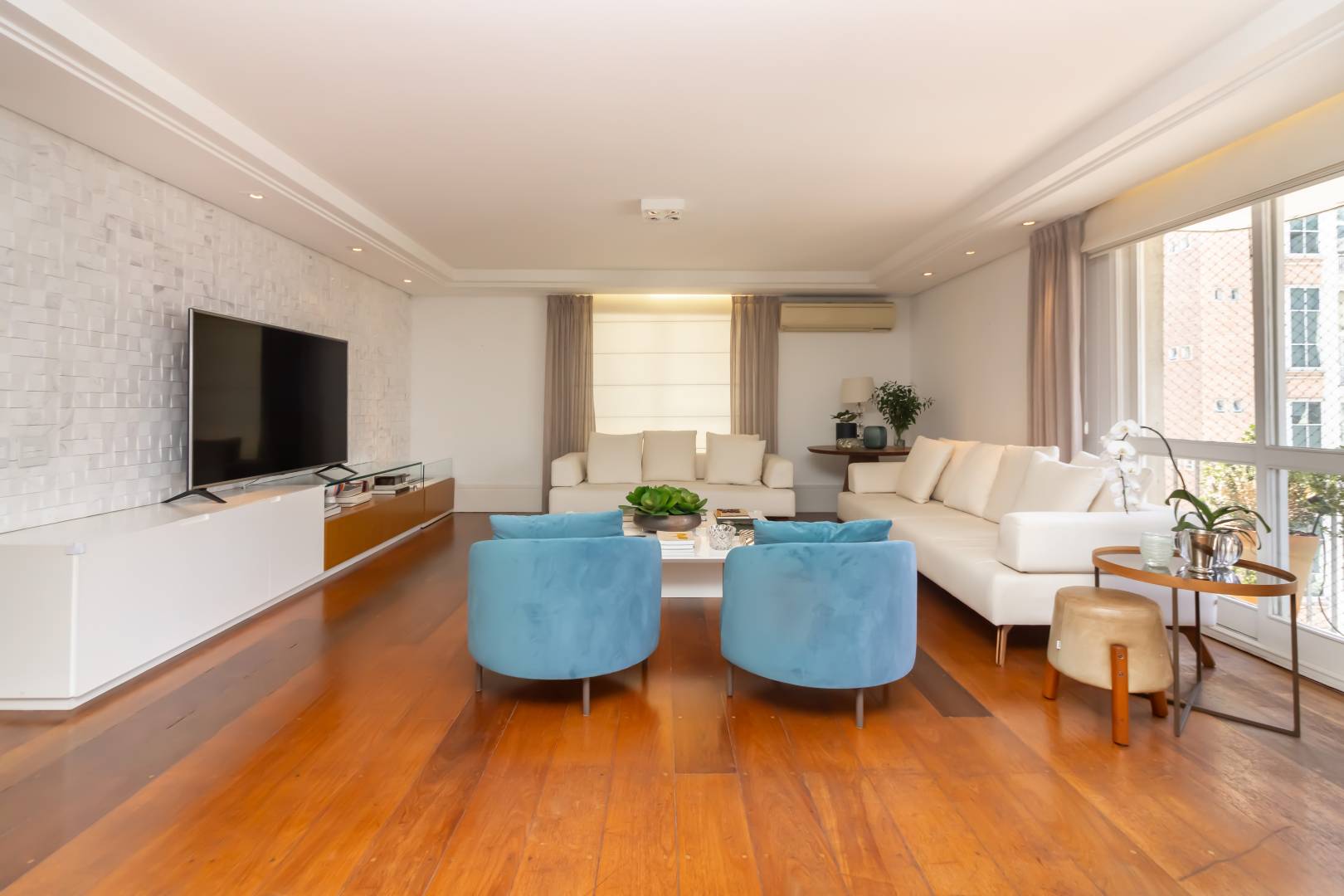 Apartamento à venda com 4 quartos, 242m² - Jardim Paulista,