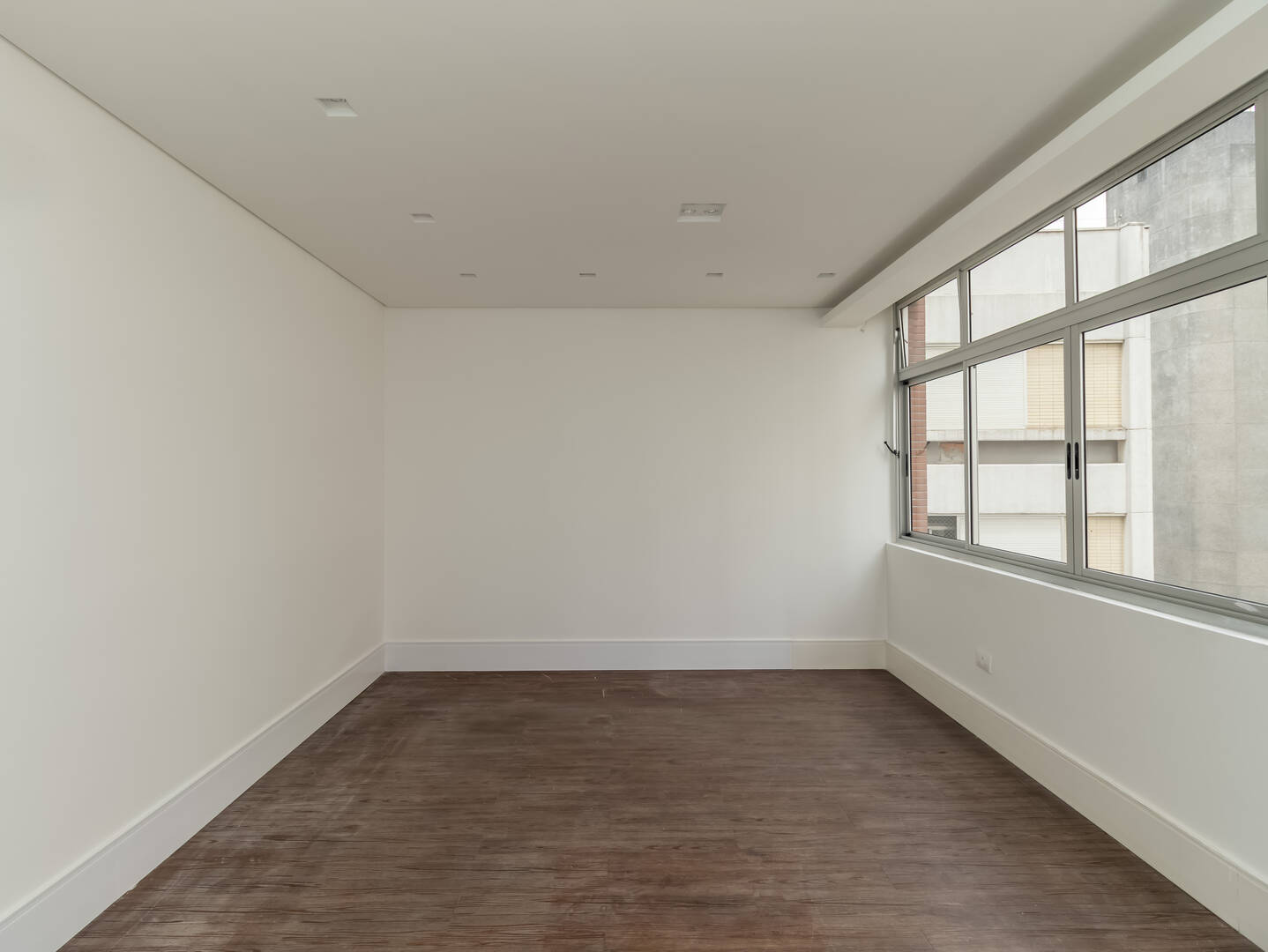 Apartamento à venda com 3 quartos, 256m² - Jardim Paineiras,