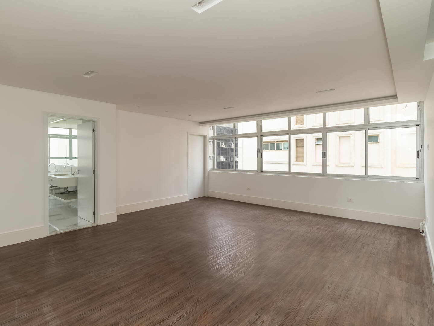 Apartamento à venda com 3 quartos, 256m² - Jardim Paineiras,