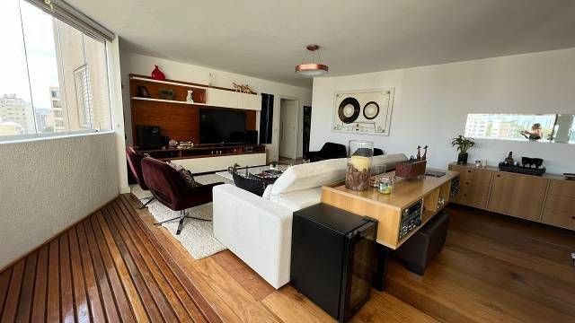  - Apartamento com 4 dormitórios para locação em Perdizes