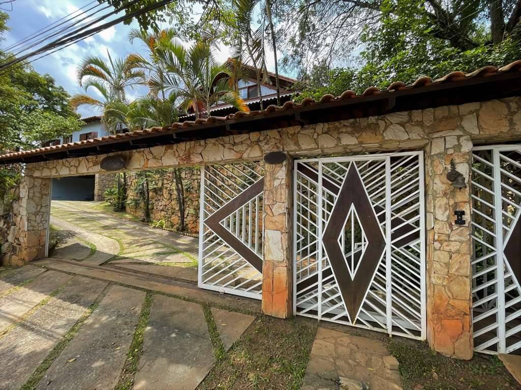 Casa de condomínio para venda ou locação com 6 quartos - Granja Viana Ii,