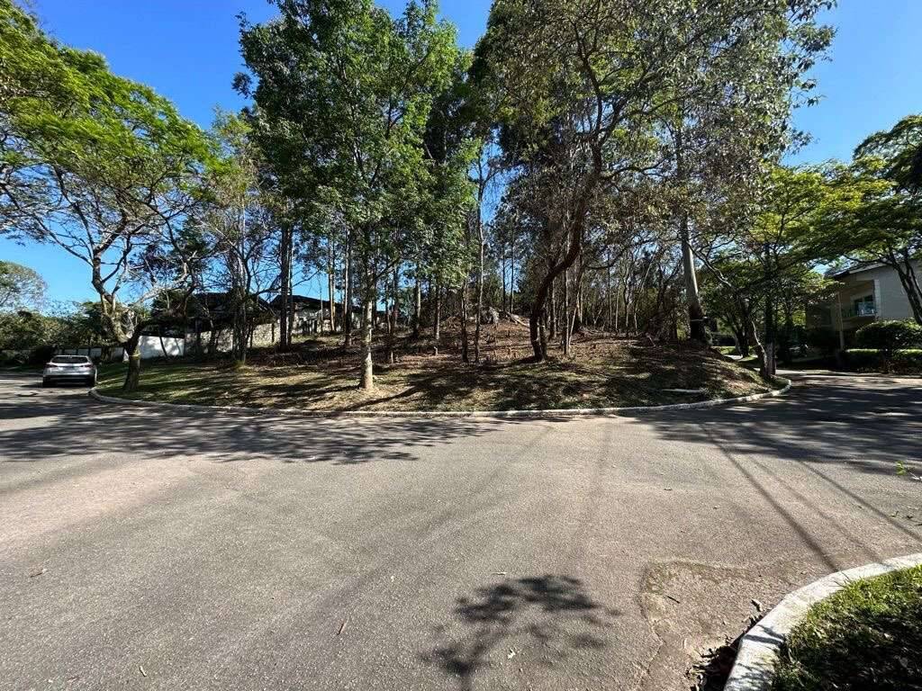 Terreno em Condomínio para alugar - Altos de São Fernando,